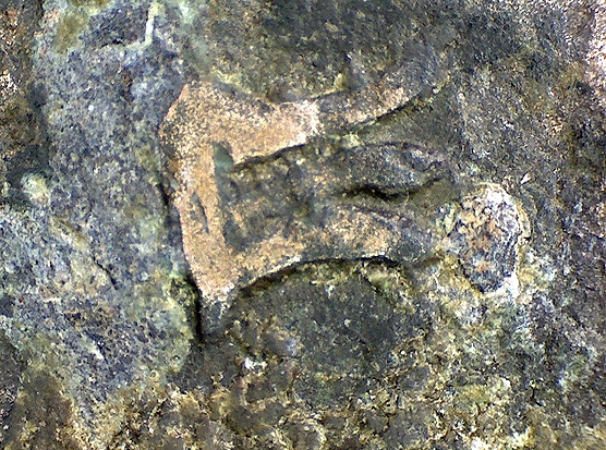 besoin de votre aide, bronze au taureau. Lettre